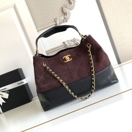 Chanel 25A Hobo Tote 36cm